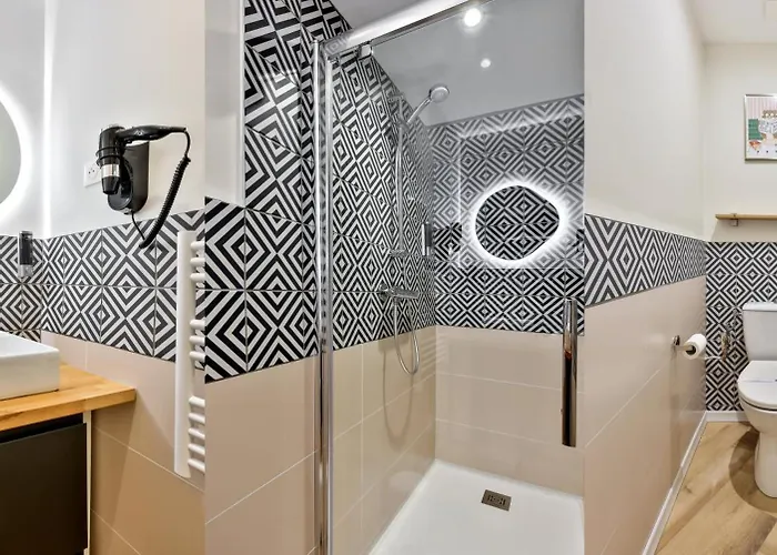 Le Chic & Biscornu - Terrasse - Clim - Centre *