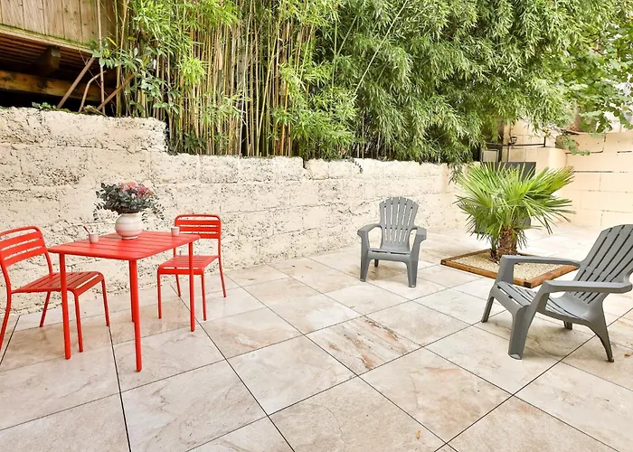 Le Chic & Biscornu - Terrasse - Clim - Centre Apartment *